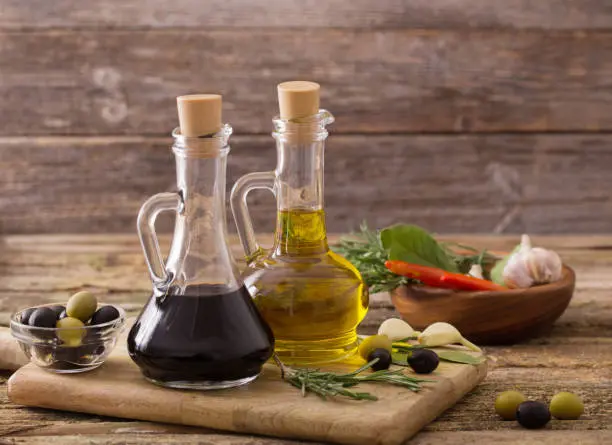 Olive Oils / Vinegars / Spices